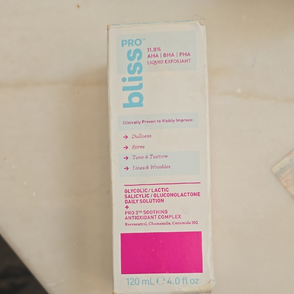 Bliss Pro Liquid Exfoliant - Soft Pink
